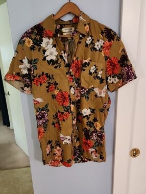 Floral Buttondown Shirt